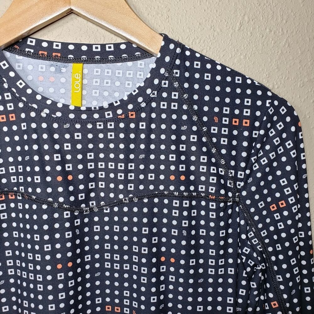 Base Layer Top - Picture 2 of 9